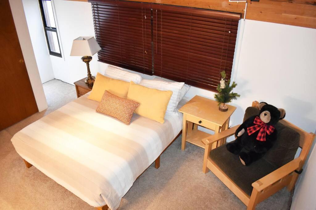 Holiday home Cozy At Canyon Lodge! Sleeps 8, A Walk To Canyon *